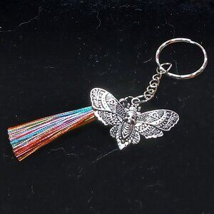 NWOT Fashion Jewelry Silver Tone Butterfly Keychain Rainbow Tassel #15